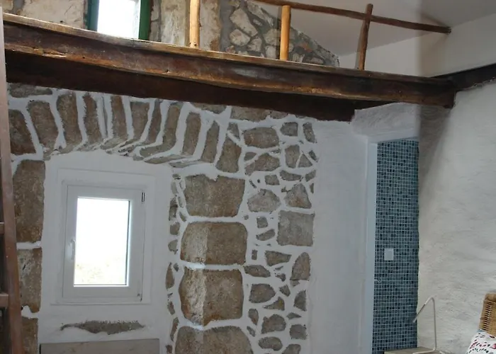 Romantisches Steinhaus Flora In Filipasi