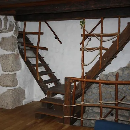 Romantisches Steinhaus Flora In Filipasi בית נופש *