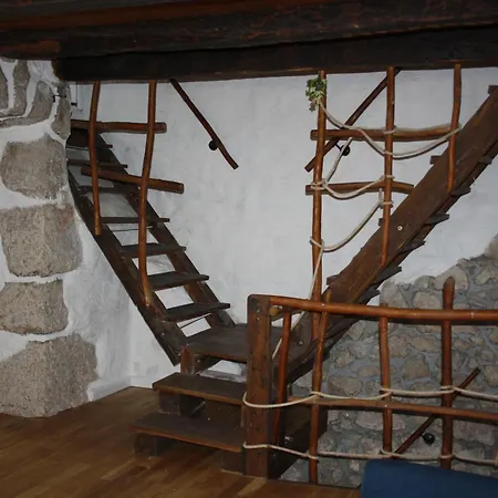 Romantisches Steinhaus Flora In Filipasi *