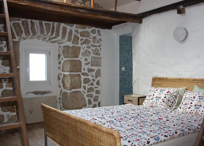 Romantisches Steinhaus Flora In Filipasi Nyaraló