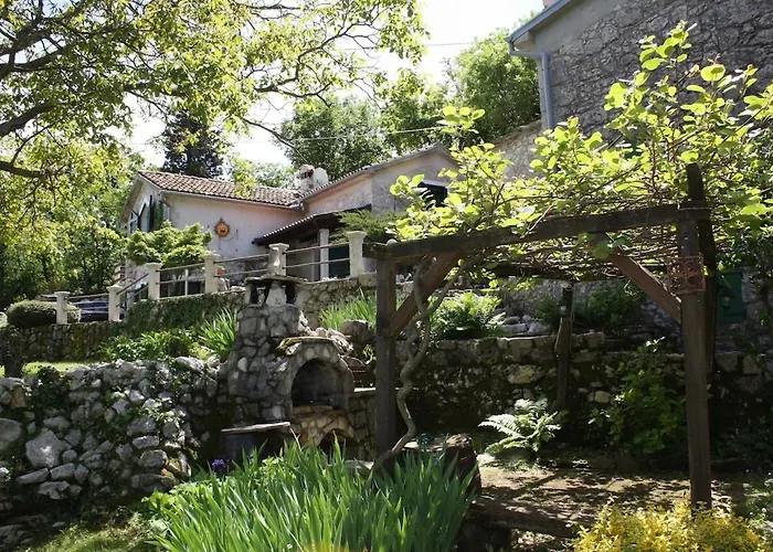 Romantisches Steinhaus Flora In Filipasi Mošćenička Draga